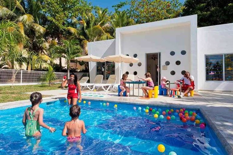 Playa del Carmen All Inclusive Resorts: Hotel Riu Palace Mexico