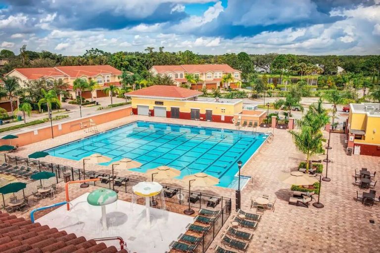 Tampa All Inclusive Resorts: Emerald Greens Condo Resort