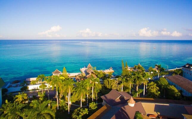 Montego Bay all-inclusive resorts: SeaGarden Beach Resort