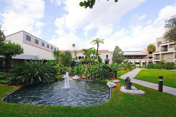 Miami All Inclusive Resorts: Miami Lakes Hotel