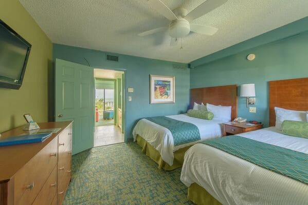 Tampa All Inclusive Resorts: Alden Suites - A Beachfront Resort