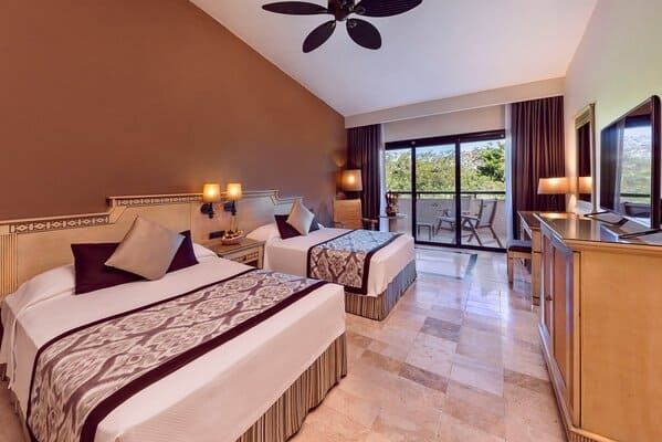 Akumal All-Inclusive Resorts - Grand Palladium Kantenah Resort & Spa