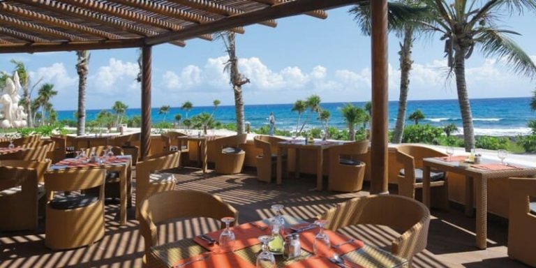 Playa del Carmen All Inclusive Resorts: Barcelo Maya Palace, Playa del Carmen