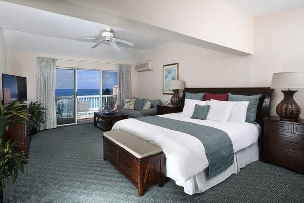 Bermuda All Inclusive Resorts: Pompano Beach Club