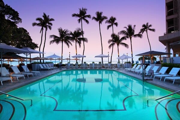 Honolulu All-Inclusive Resorts: Moana Surfrider, A Westin Resort & Spa
