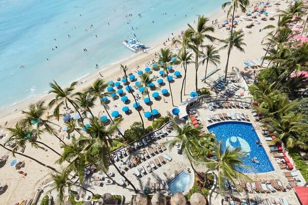 Honolulu Hawaii all-inclusive resorts: Outrigger Reef Waikiki Beach Resort