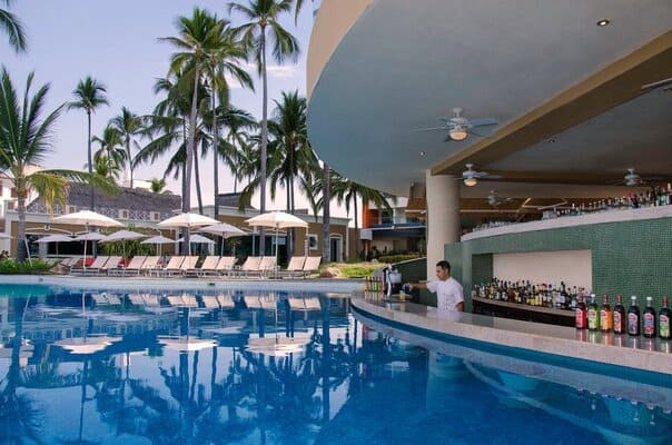 Mexico All Inclusive Resorts: Sunset Plaza Beach Resort & Spa