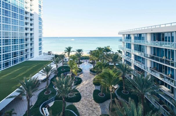 Miami All Inclusive Resorts: Carillon Miami Wellness Resort